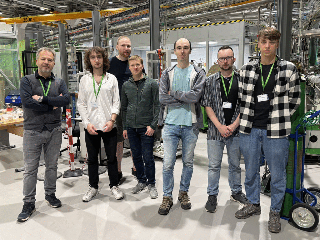 Research group at URANOS/Solaris