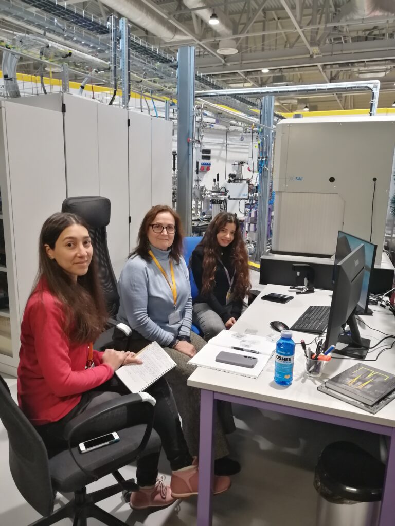 Raquel Pacheco, Ana Silva and Lulu Alluhaibi at the ASTRA beamline